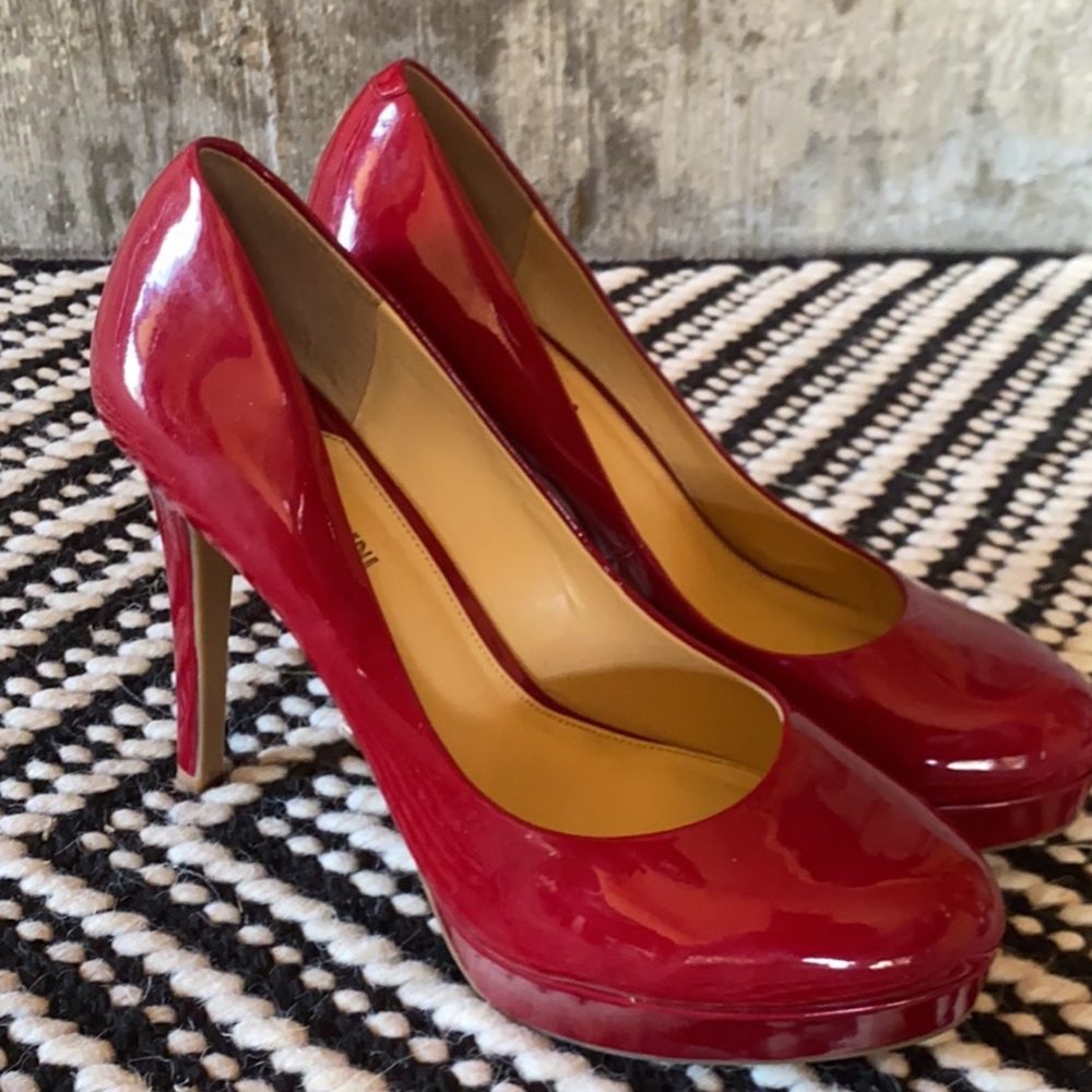 Red Gianni Bini Heels Women’s 11M